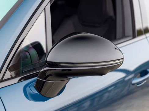 New 2025 Porsche Cayenne S image 17