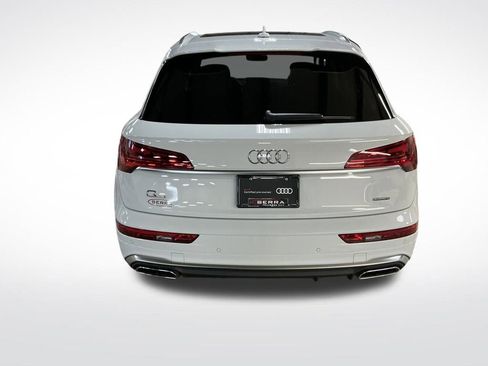 Certified 2025 Audi Q5 2.0T Premium Plus w/ Premium Plus Package AWD/4WD image 4