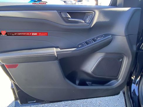 Used 2024 Ford Escape Active w/ Cold Weather Package image 13