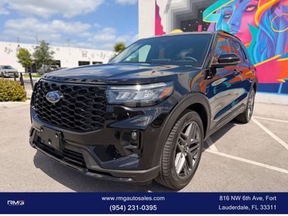 Used 2025 Ford Explorer ST-Line w/ Premium Package