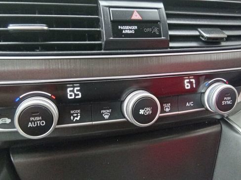 Used 2019 Honda Accord LX image 18