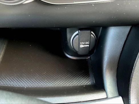 Used 2022 Dodge Charger Scat Pack w/ Daytona Edition Group image 16