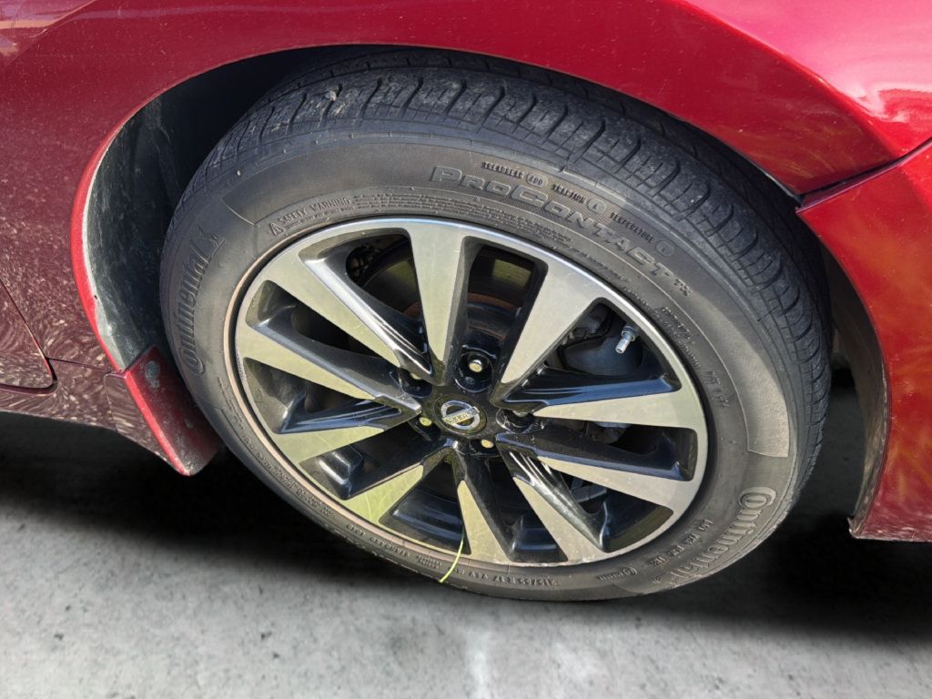 Used 2019 Nissan Maxima 3.5 SV w/ Floor Mat Group FWD image 24