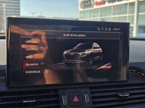 Used 2023 Audi Q5 2.0T Premium Plus w/ Premium Plus Package image 32