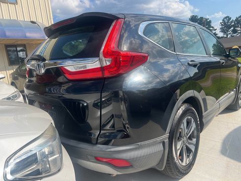 Used 2018 Honda CR-V LX image 3