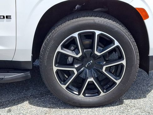 Certified 2024 Chevrolet Tahoe RST w/ Luxury Package AWD/4WD image 8