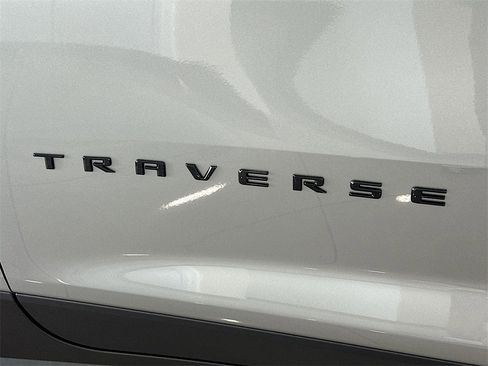 New 2026 Chevrolet Traverse LT w/ Midnight/Sport Edition image 18