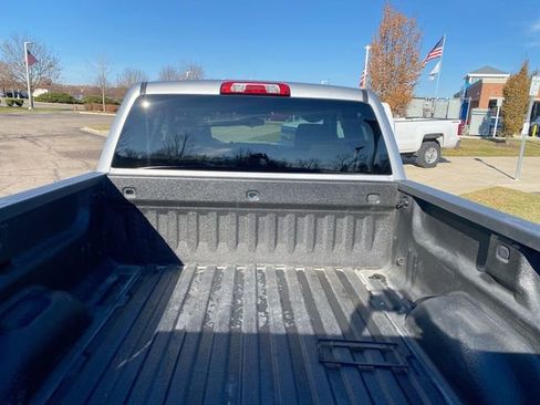 Used 2017 GMC Sierra 1500 SLE w/ SLE Value Package image 22