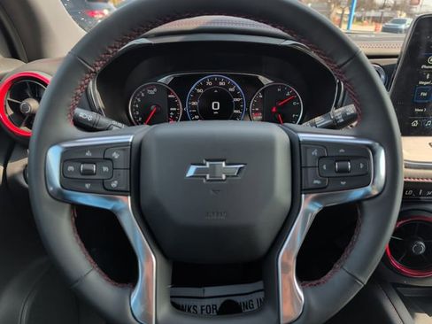 Certified 2025 Chevrolet Blazer RS FWD image 19