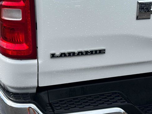 Used 2025 RAM 1500 Laramie AWD/4WD image 11