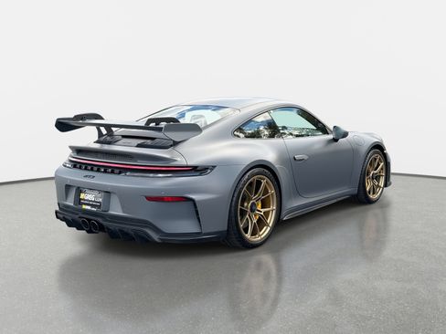 Used 2026 Porsche 911 GT3 w/ Chrono Package RWD image 3