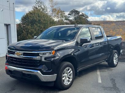 Used 2022 Chevrolet Silverado 1500 LT w/ Protection Package