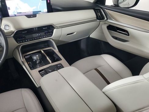Certified 2025 MAZDA CX-90 3.3 Turbo S w/ Premium Package image 17