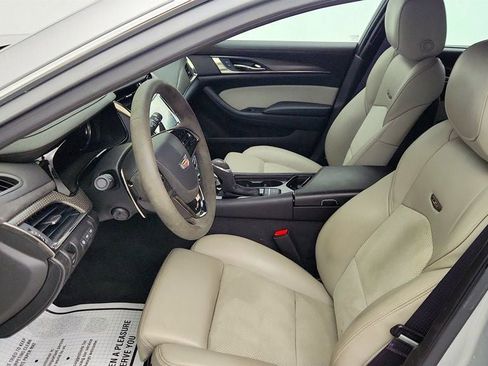 Used 2016 Cadillac CTS V w/ Luxury Package RWD image 18