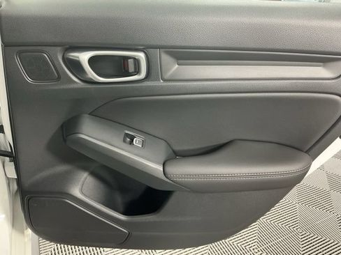 Used 2023 Honda Civic EX-L image 11