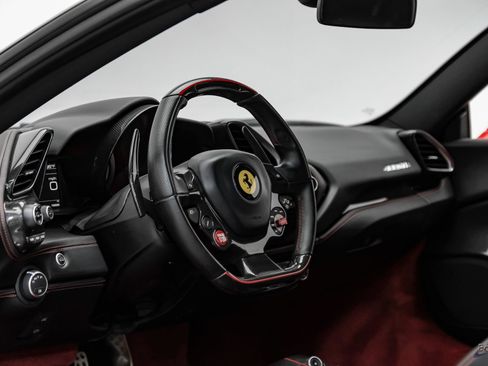 Used 2017 Ferrari 488 GTB RWD image 54