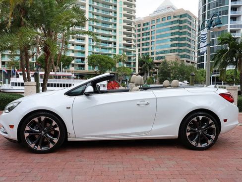 Used 2018 Buick Cascada Premium FWD image 3