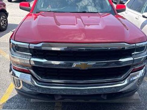 Used 2017 Chevrolet Silverado 1500 LT w/ All Star Edition AWD/4WD image 3
