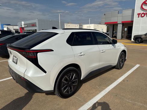 Used 2026 Toyota bZ image 4