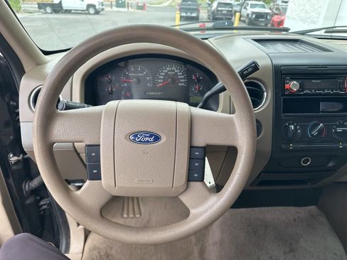 Used 2005 Ford F150 XLT AWD/4WD image 11