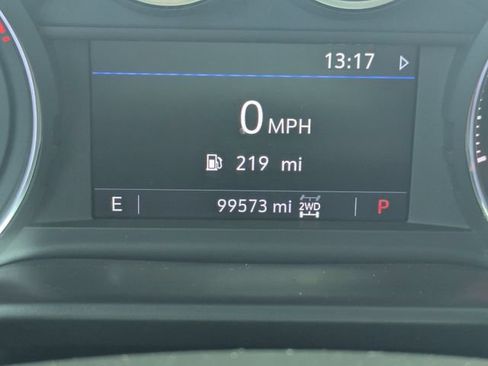 Used 2019 Chevrolet Silverado 1500 LT Trail Boss AWD/4WD image 31
