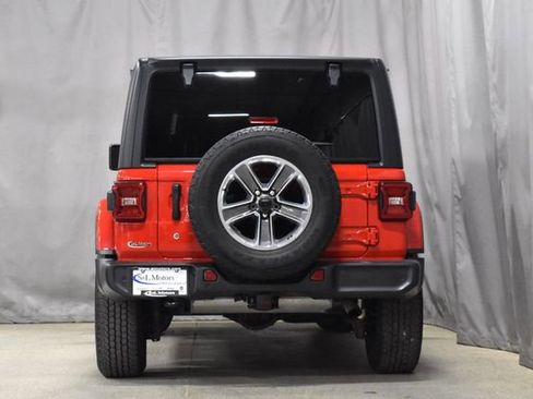 Used 2020 Jeep Wrangler Unlimited Sahara w/ Dual Top Group image 8