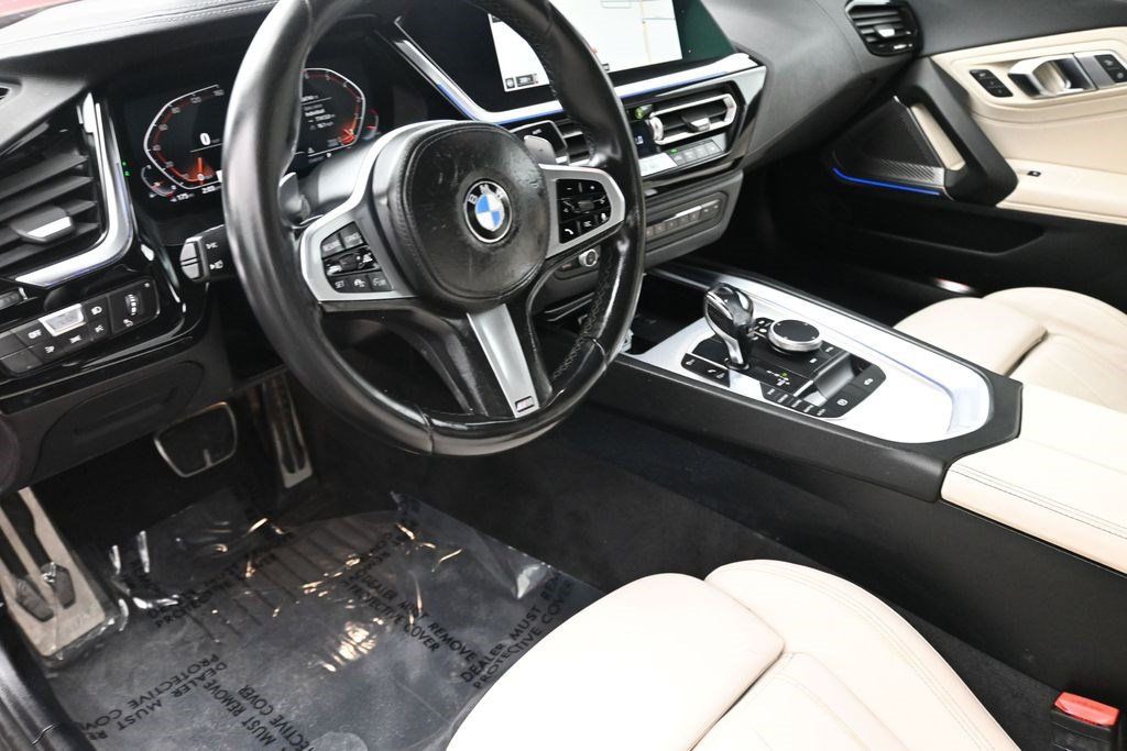 Used 2019 BMW Z4 sDrive30i w/ M Sport Package RWD image 13