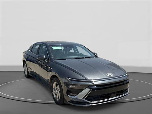 New 2026 Hyundai Sonata SE FWD image 3