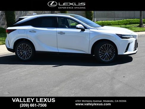 New 2026 Lexus RX 450h AWD image 3