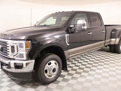 Used 2022 Ford F350 King Ranch w/ King Ranch Ultimate Package image 11