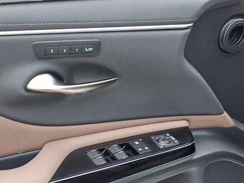 Certified 2024 Lexus ES 350 w/ Premium Package image 7