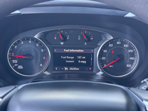 Used 2023 Chevrolet Blazer LT image 35