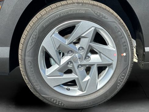 New 2027 Hyundai Kona SE FWD image 26