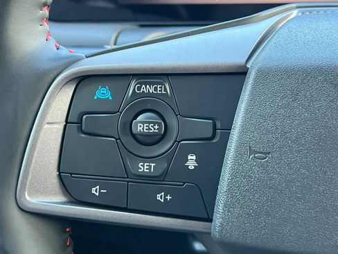 New 2026 Nissan Sentra SR image 29