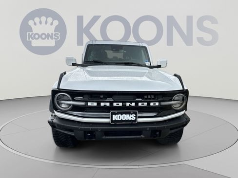 Used 2023 Ford Bronco Outer Banks w/ Sasquatch Package AWD/4WD image 19
