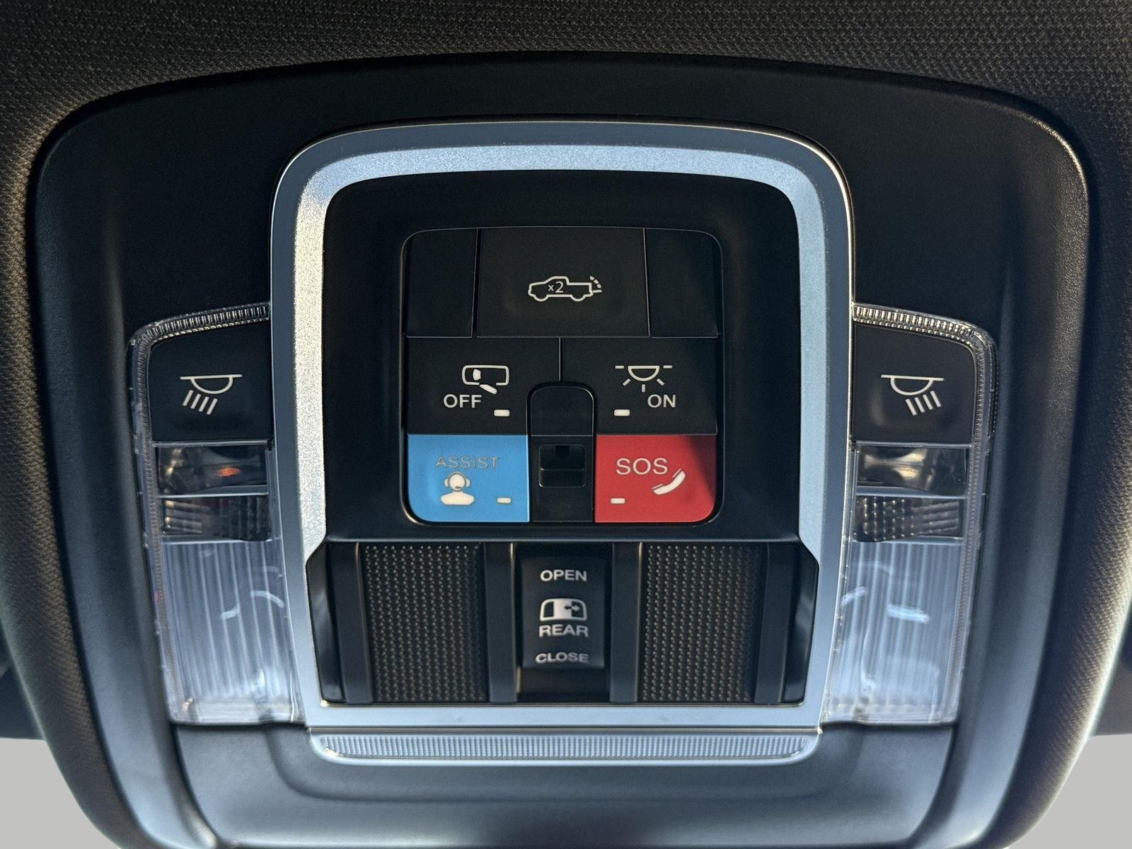 Used 2025 RAM 1500 RHO AWD/4WD image 41