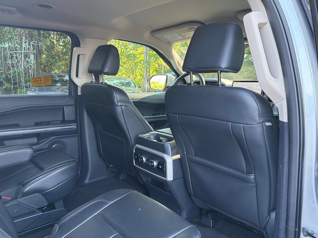 Used 2022 Ford Expedition Max XLT RWD image 21