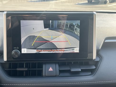 Certified 2025 Toyota RAV4 XLE AWD/4WD image 25