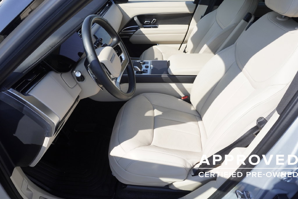 Used 2023 Land Rover Range Rover SE AWD/4WD image 19