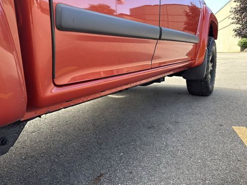 Used 2008 Chevrolet Colorado LT w/ LT Preferred Equipment Group AWD/4WD image 11