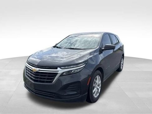 Used 2022 Chevrolet Equinox LS w/ LS Convenience Package FWD image 7