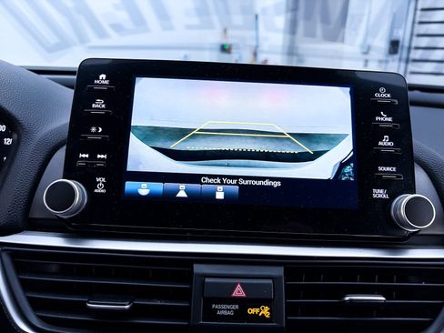 Used 2022 Honda Accord Sport image 5