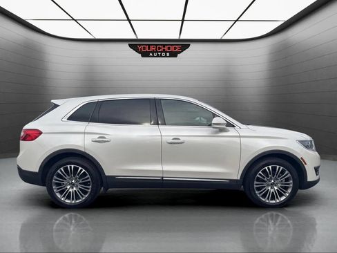 Used 2016 Lincoln MKX Reserve w/ Driver Assistance Package image 6