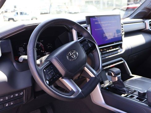 Used 2024 Toyota Tundra Platinum AWD/4WD image 24