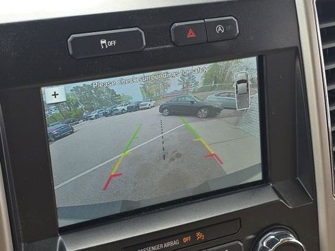 Used 2018 Ford F150 Lariat image 32