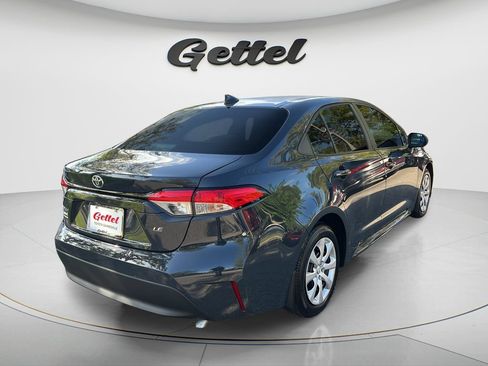 Used 2025 Toyota Corolla LE FWD image 5