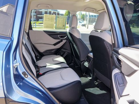 Used 2024 Subaru Forester AWD/4WD image 29
