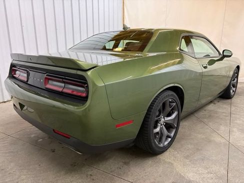 Used 2019 Dodge Challenger R/T RWD image 6
