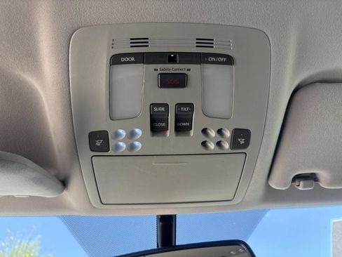 Used 2011 Lexus IS 250 w/ Premium Pkg Value Edition RWD image 25