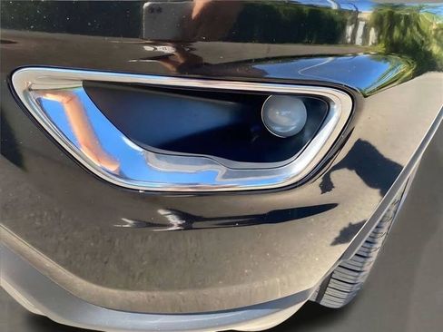 Used 2018 Jeep Grand Cherokee Limited image 13